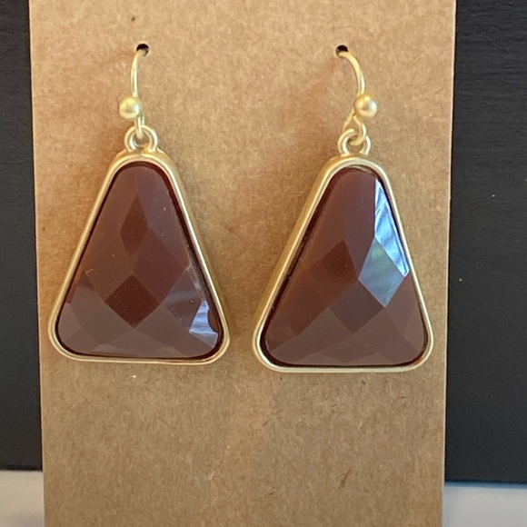 010-Triangular Design Earrings - Picture 1 of 3